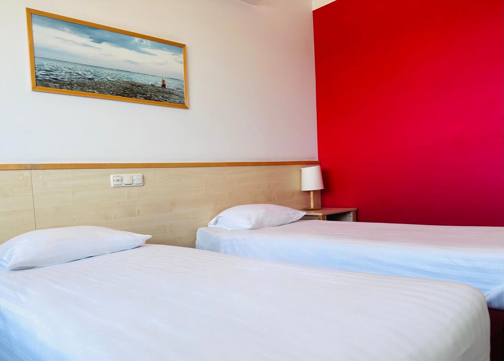 Green Park Hotel Klaipeda Ngoại thất bức ảnh