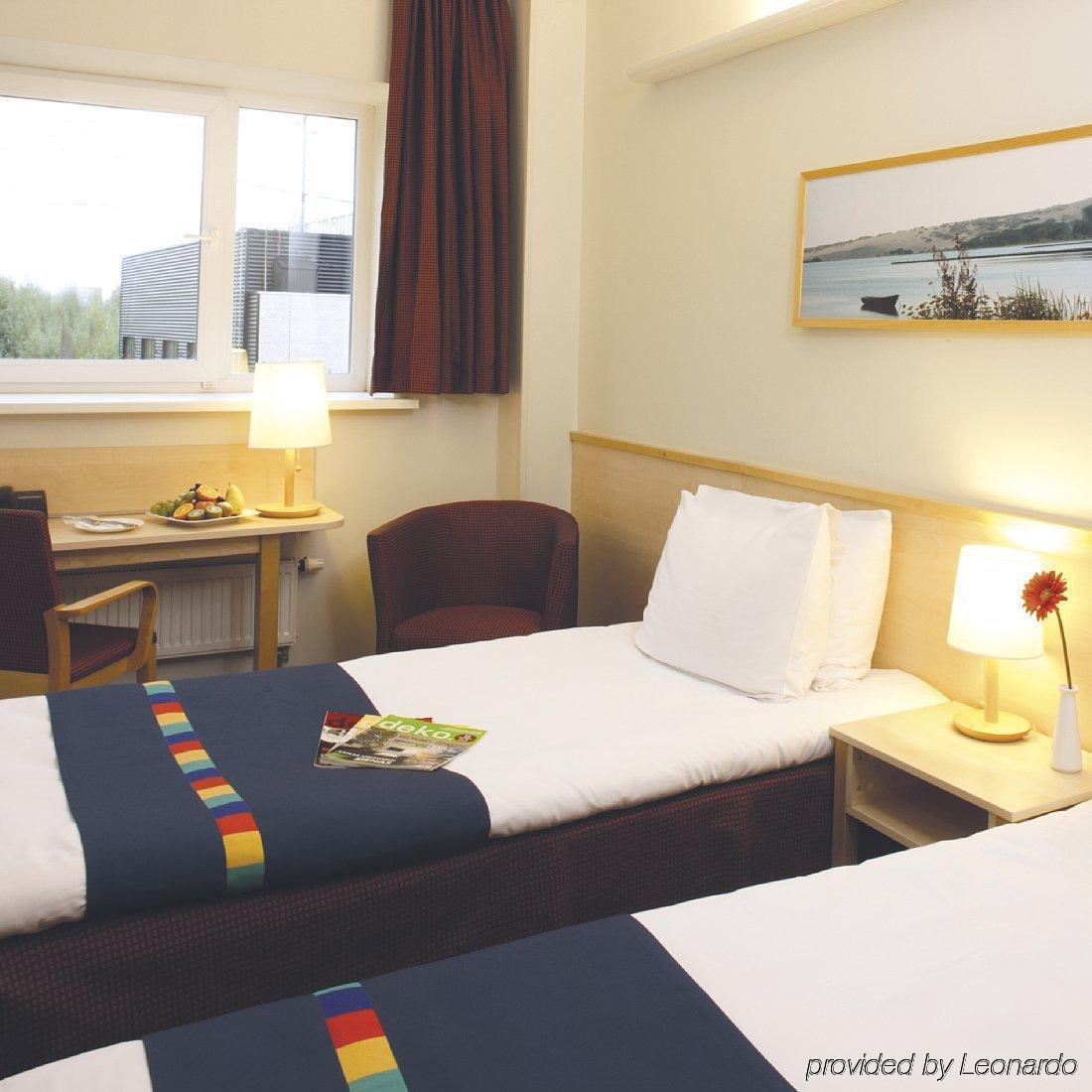 Green Park Hotel Klaipeda Phòng bức ảnh